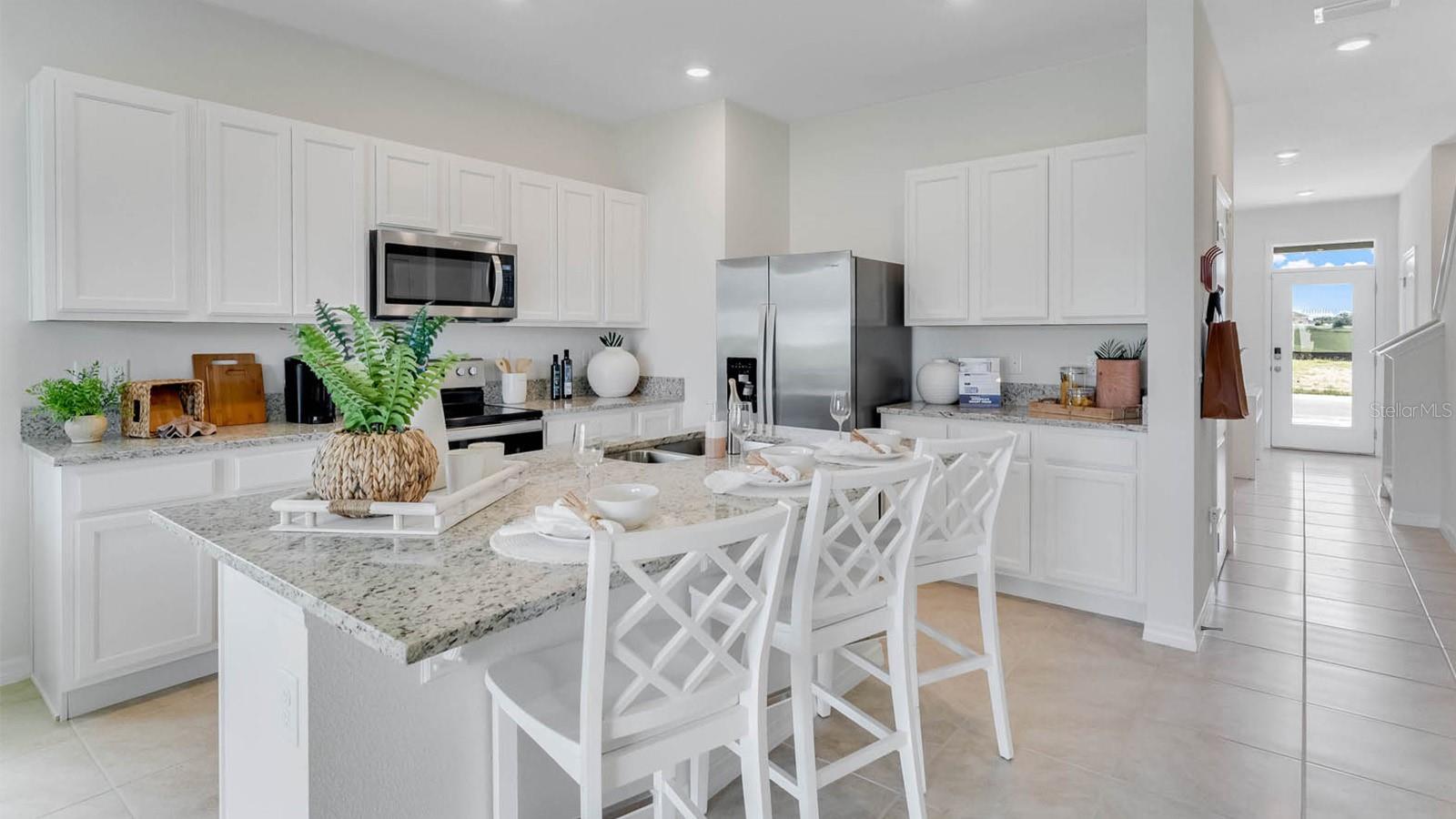 2204 TONGASS BND, DAVENPORT, FL, 33837