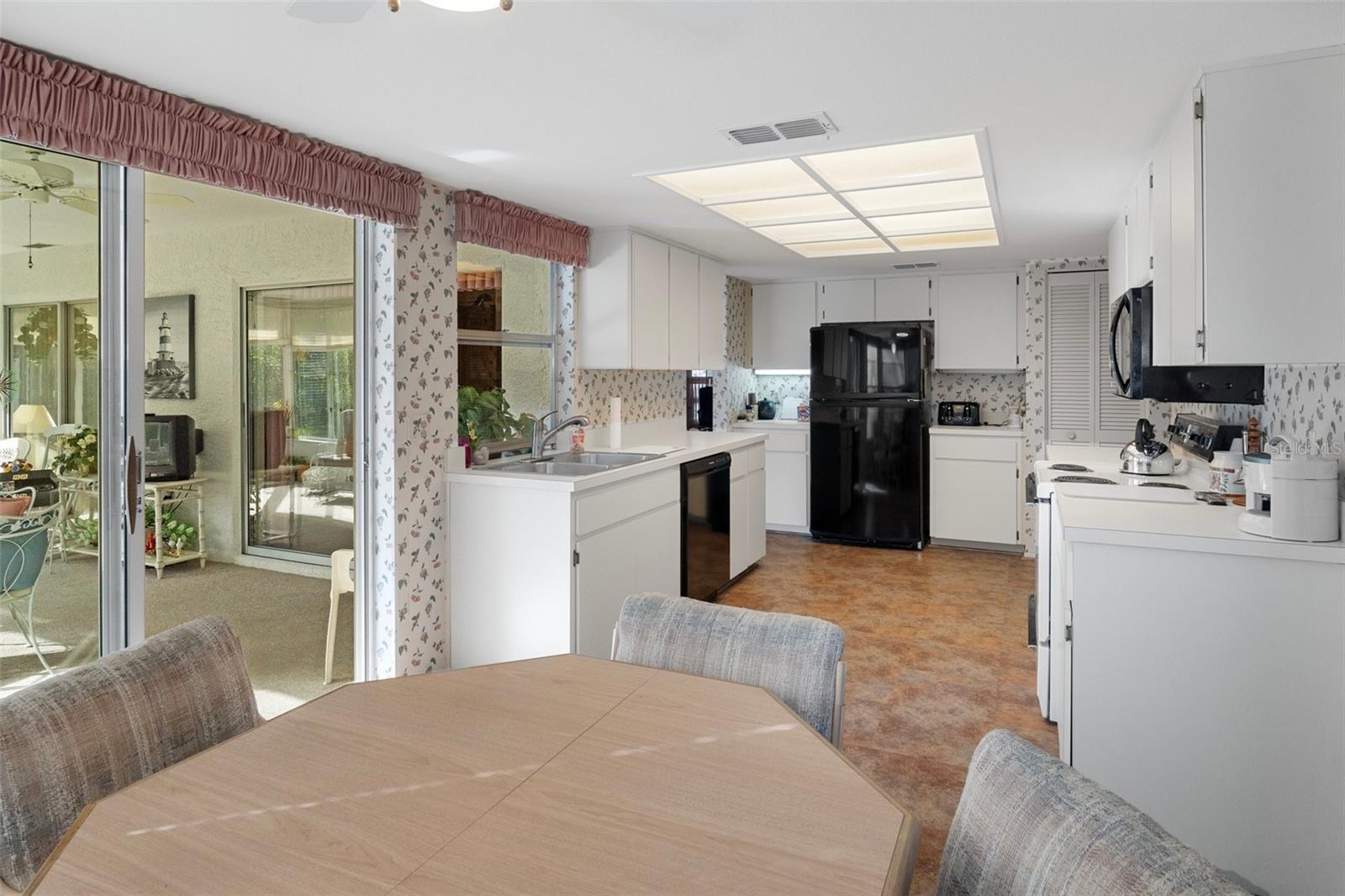 6820 RENOWN WAY, SPRING HILL, FL, 34606