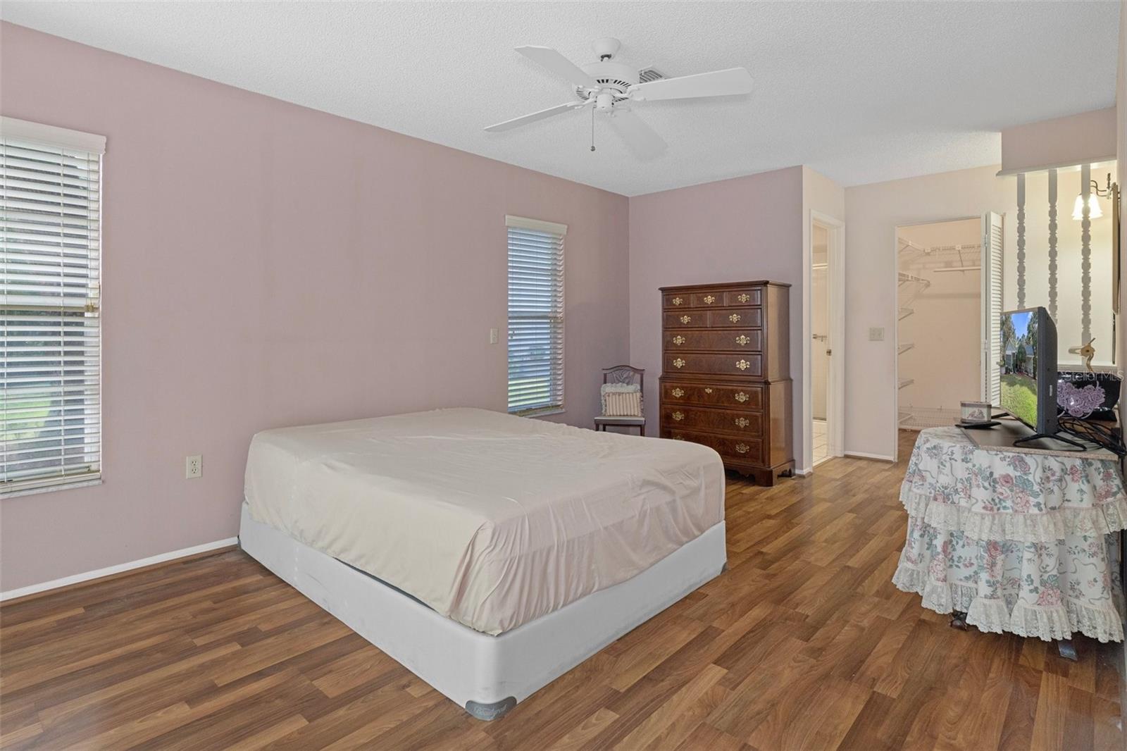 6820 RENOWN WAY, SPRING HILL, FL, 34606