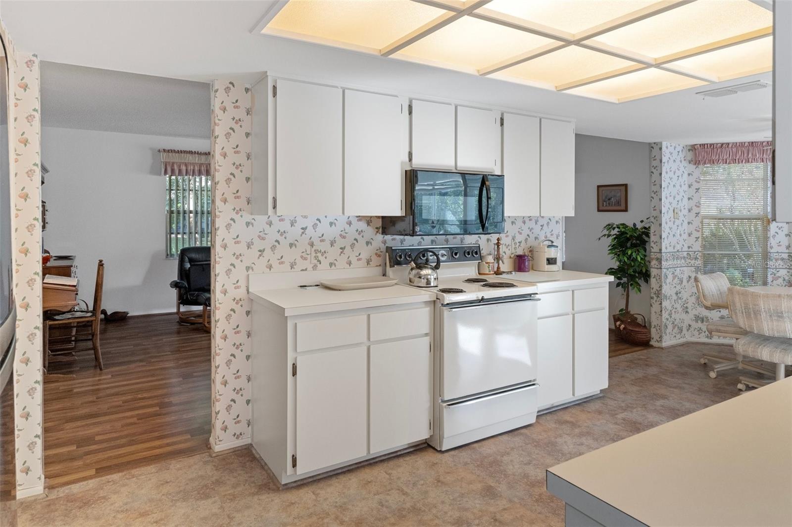 6820 RENOWN WAY, SPRING HILL, FL, 34606