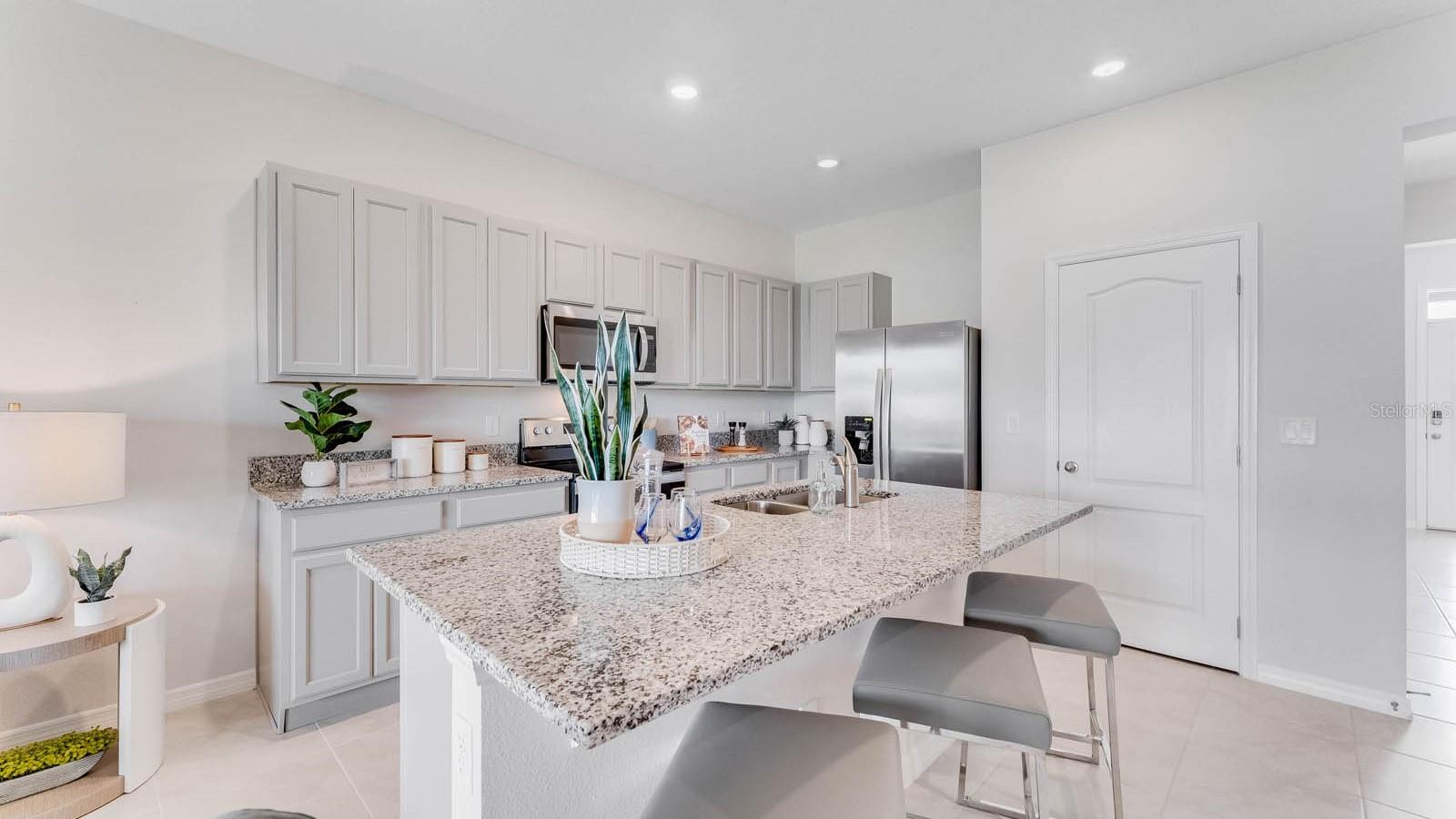 1635 THICKET AVE, DAVENPORT, FL, 33837
