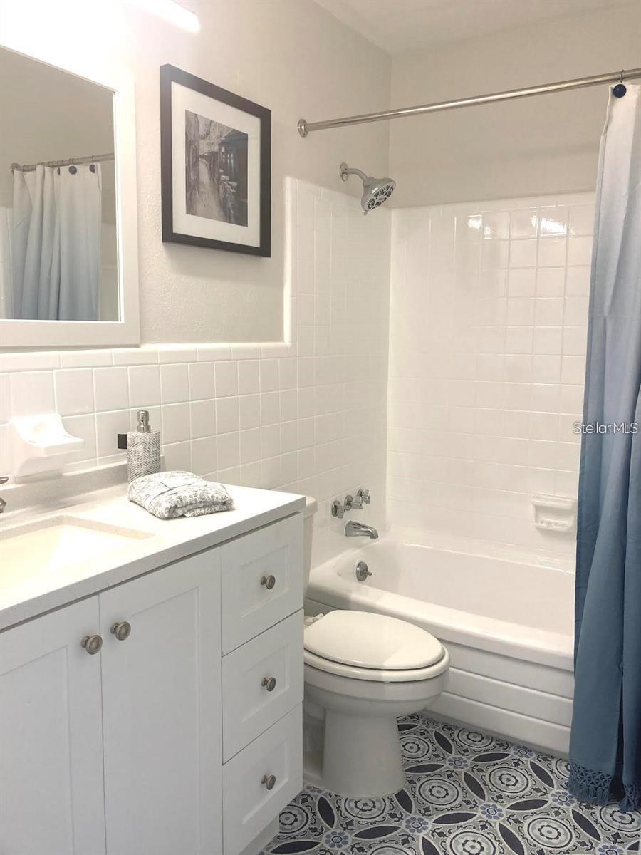 11200 86TH AVE #204, SEMINOLE, FL, 33772