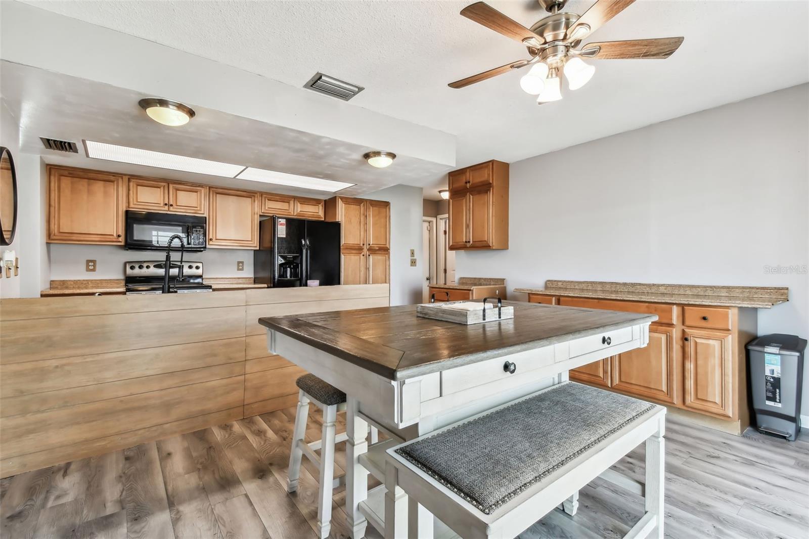 11303 86TH AVE, SEMINOLE, FL, 33772