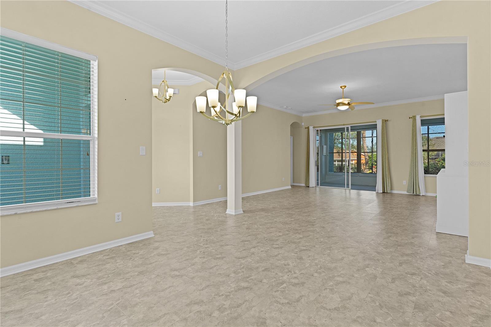 25304 FOREST OAK CT, LEESBURG, FL, 34748