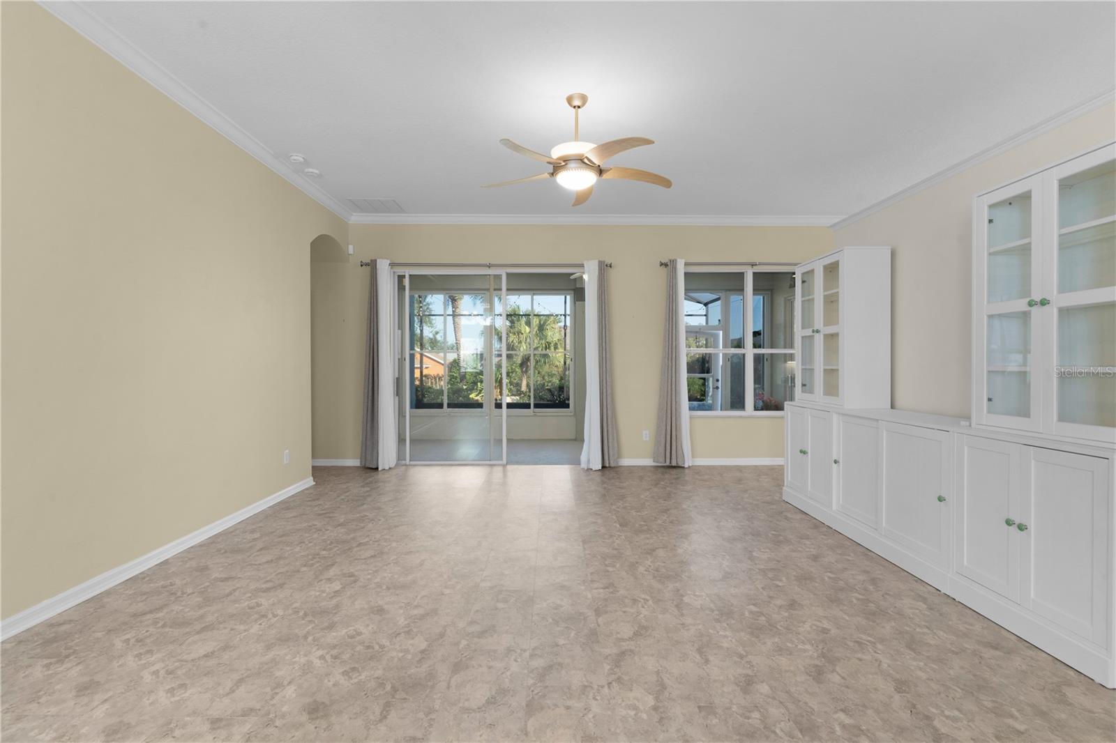 25304 FOREST OAK CT, LEESBURG, FL, 34748