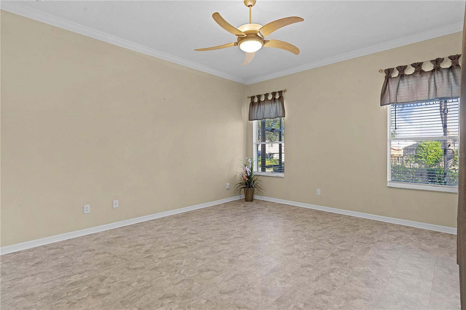 25304 FOREST OAK CT, LEESBURG, FL, 34748
