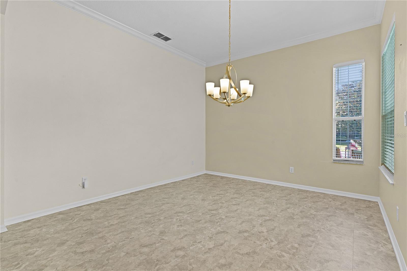 25304 FOREST OAK CT, LEESBURG, FL, 34748