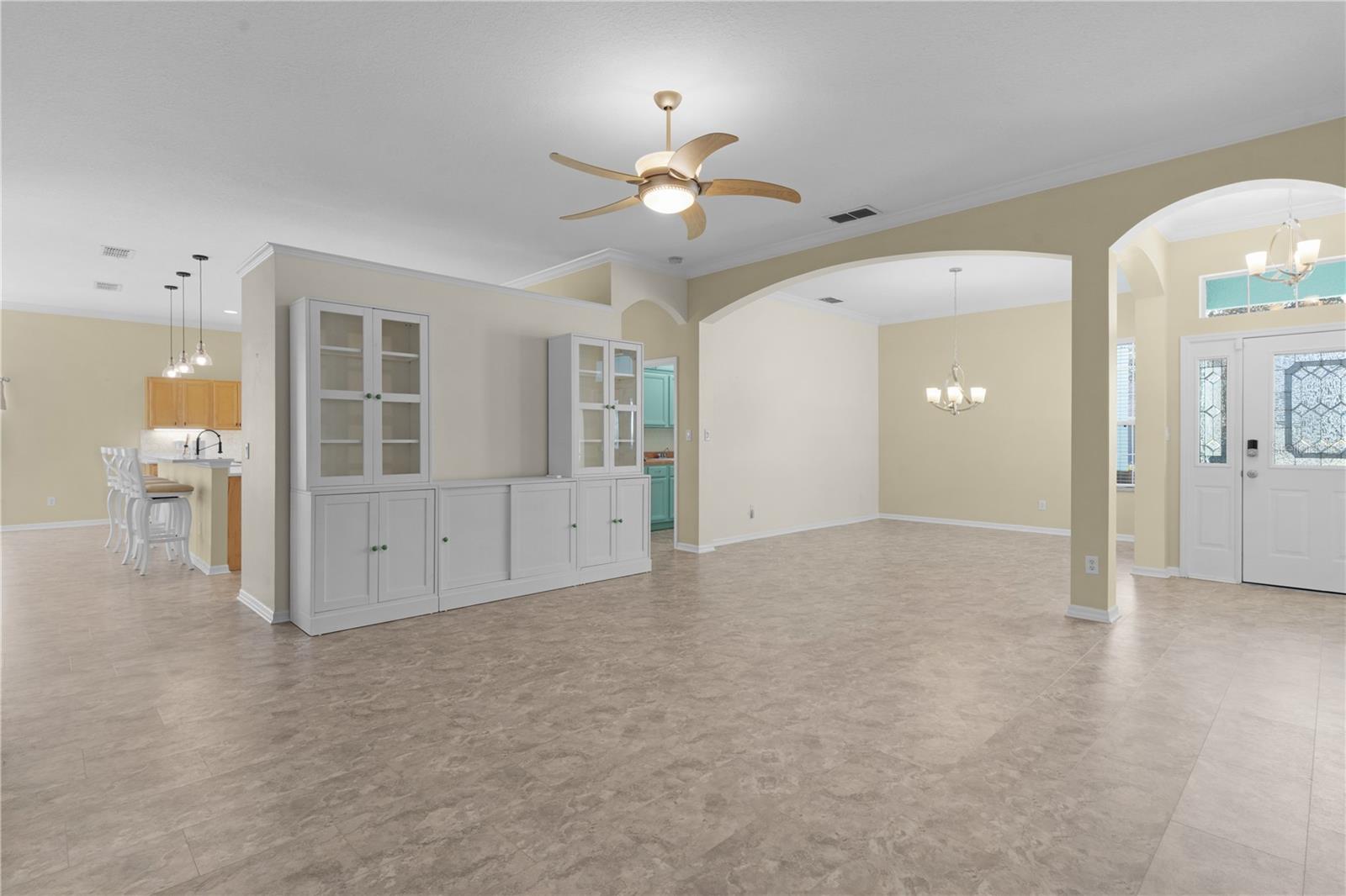 25304 FOREST OAK CT, LEESBURG, FL, 34748