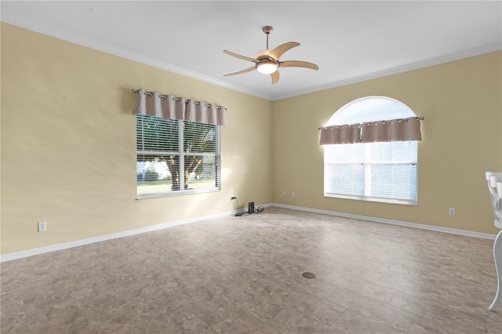 25304 FOREST OAK CT, LEESBURG, FL, 34748