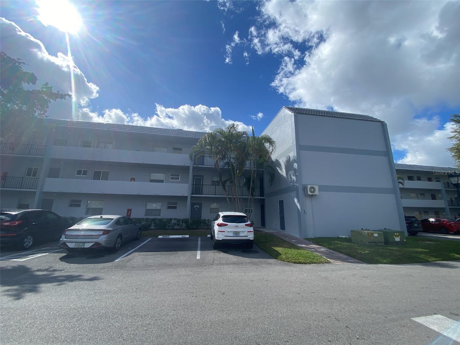 8350 SANDS POINT BLVD #205E, FORT LAUDERDALE, FL, 33321