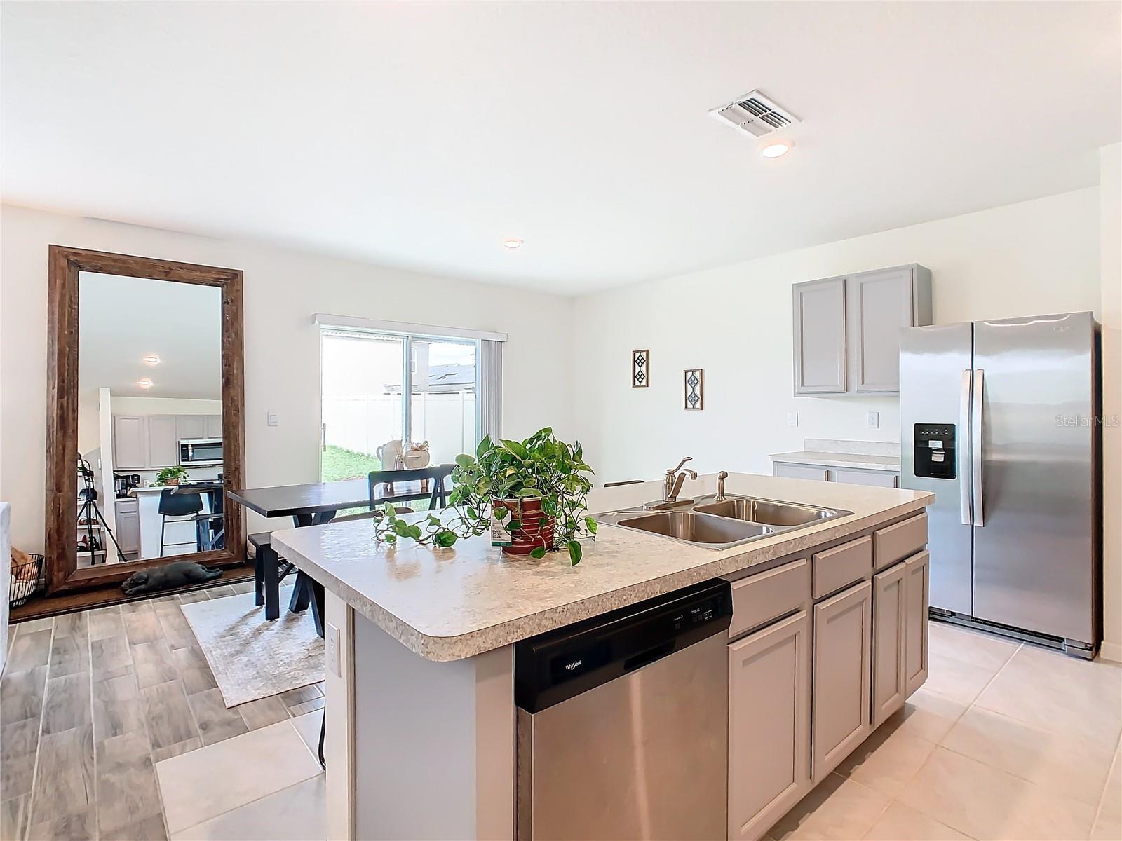 738 CHINOY RD, DAVENPORT, FL, 33837
