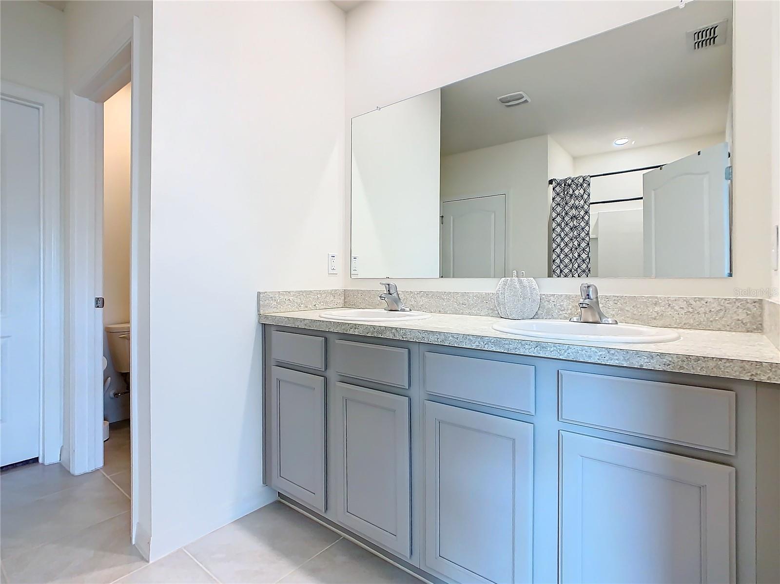 738 CHINOY RD, DAVENPORT, FL, 33837