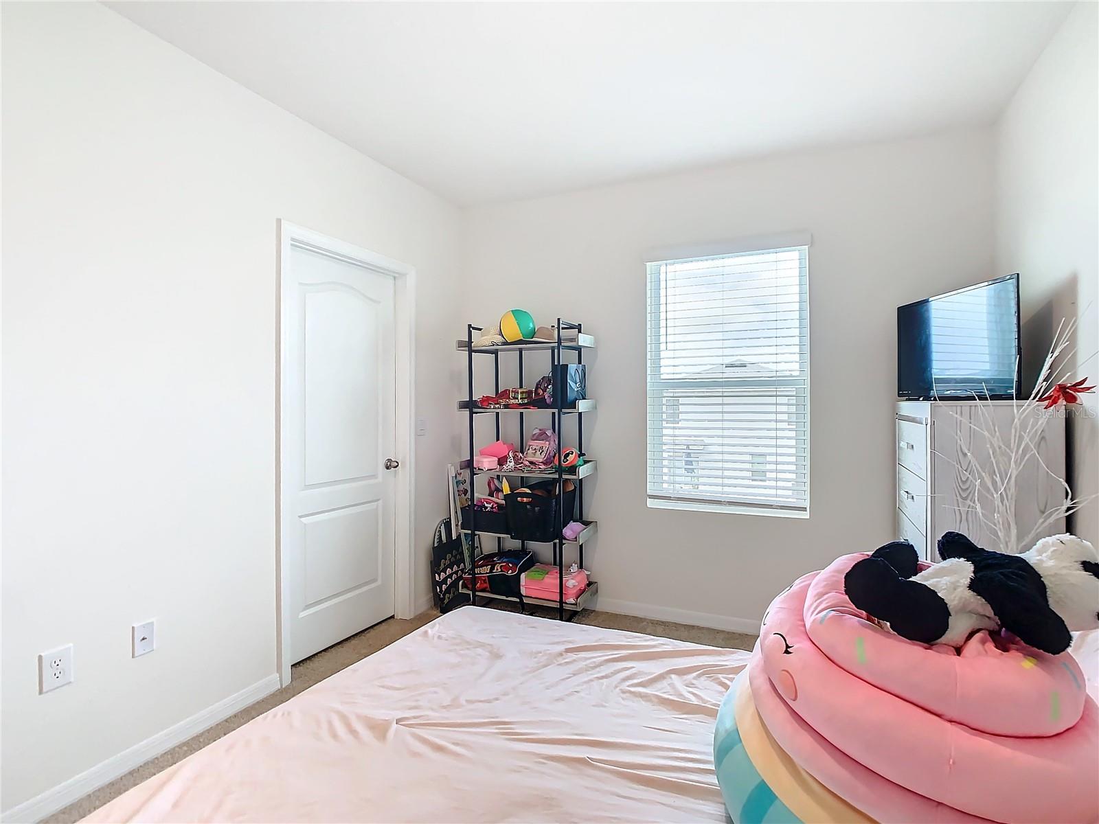 738 CHINOY RD, DAVENPORT, FL, 33837