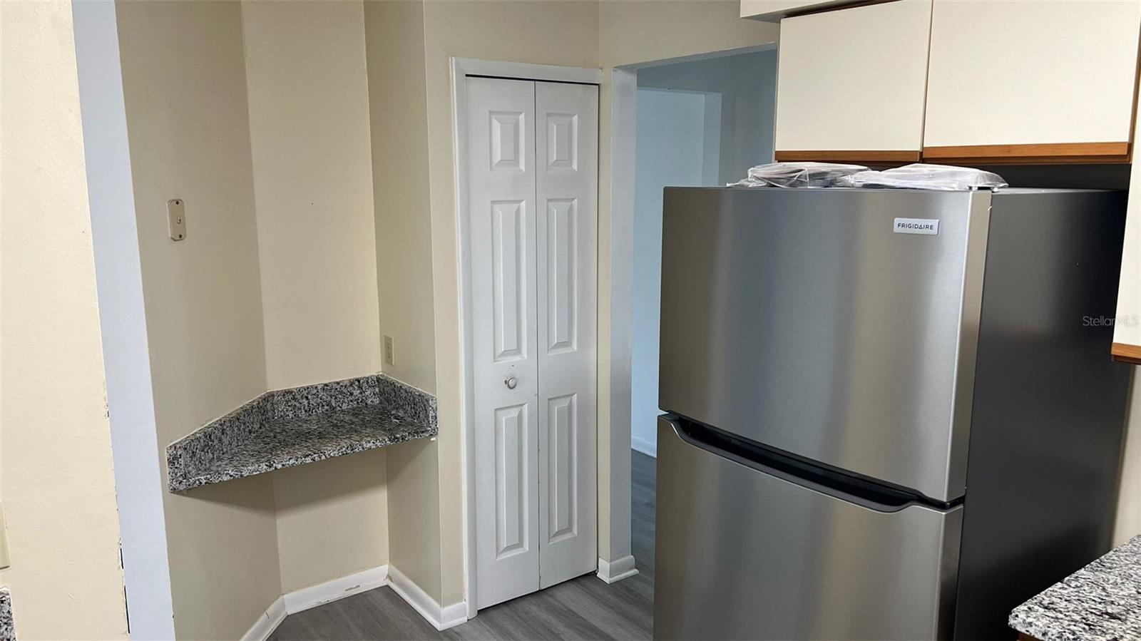 3727 LAKE ORLANDO PKWY #4, ORLANDO, FL, 32808