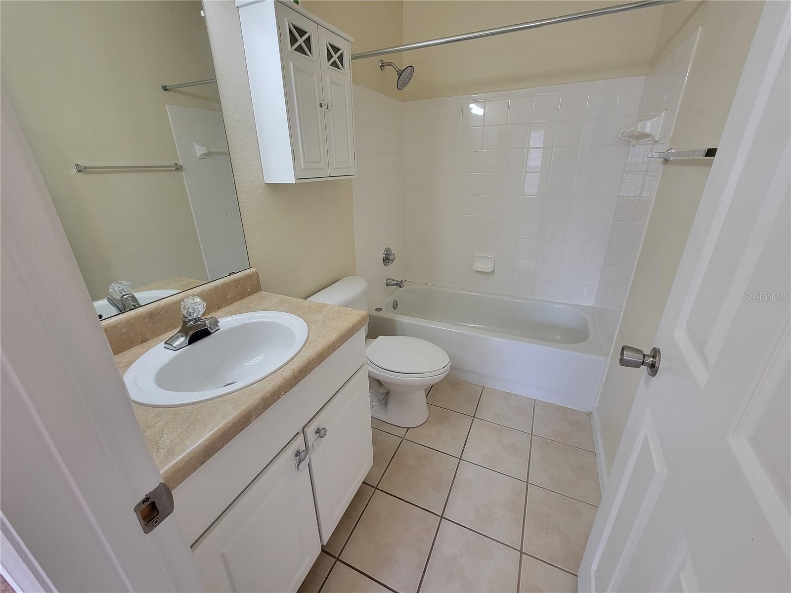 4988 NW 43RD AVE #107, GAINESVILLE, FL, 32606