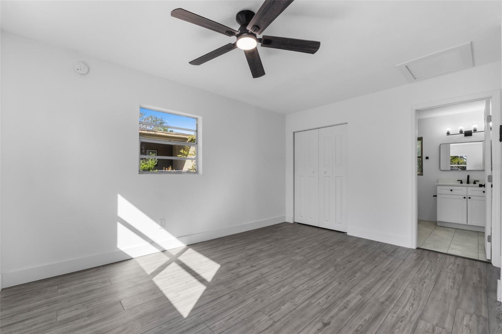 541 E LIME ST, TARPON SPRINGS, FL, 34689