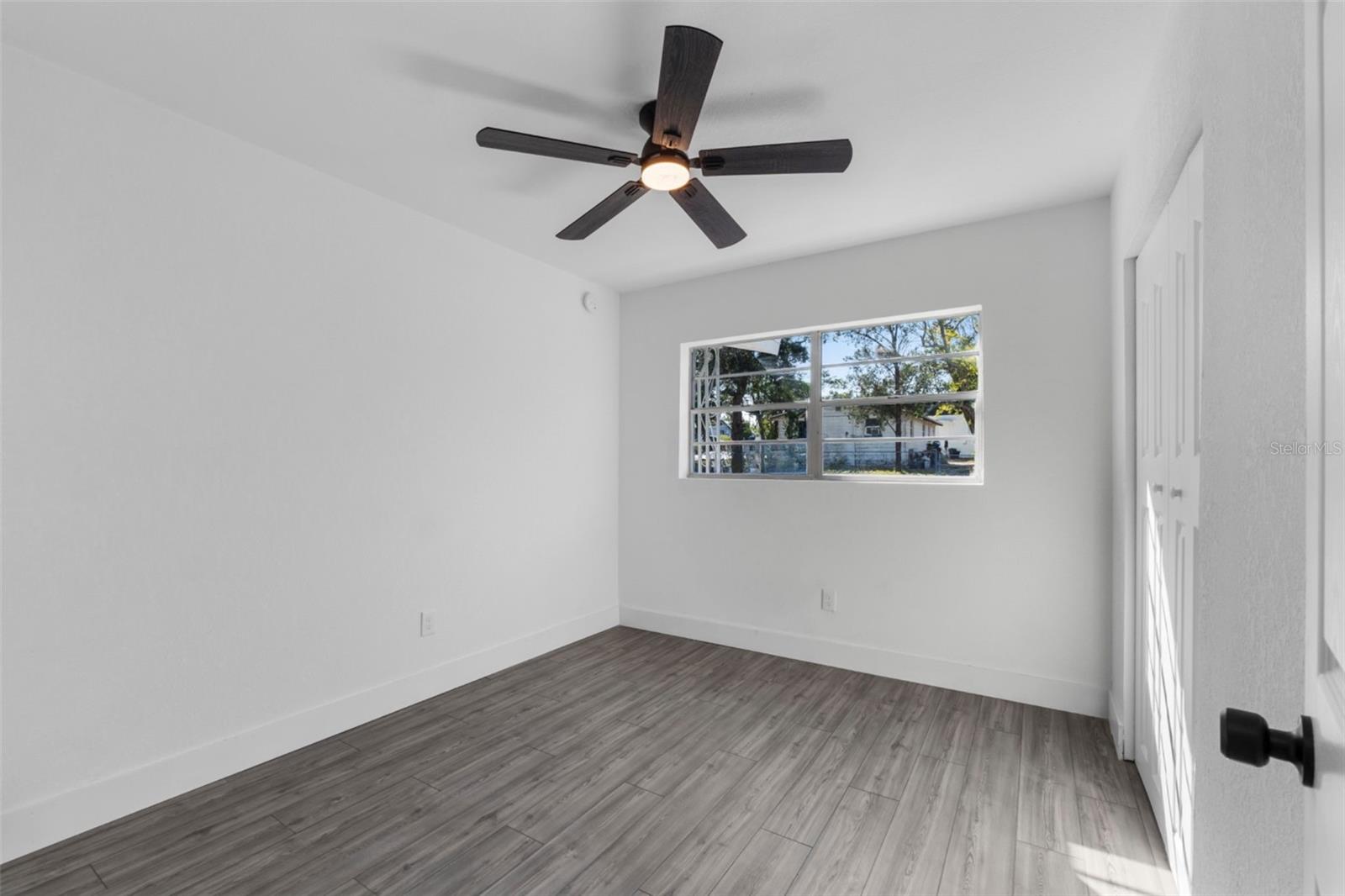 541 E LIME ST, TARPON SPRINGS, FL, 34689