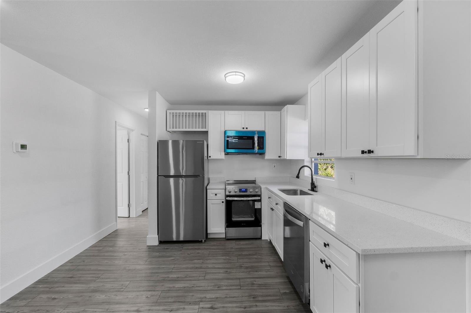 541 E LIME ST, TARPON SPRINGS, FL, 34689