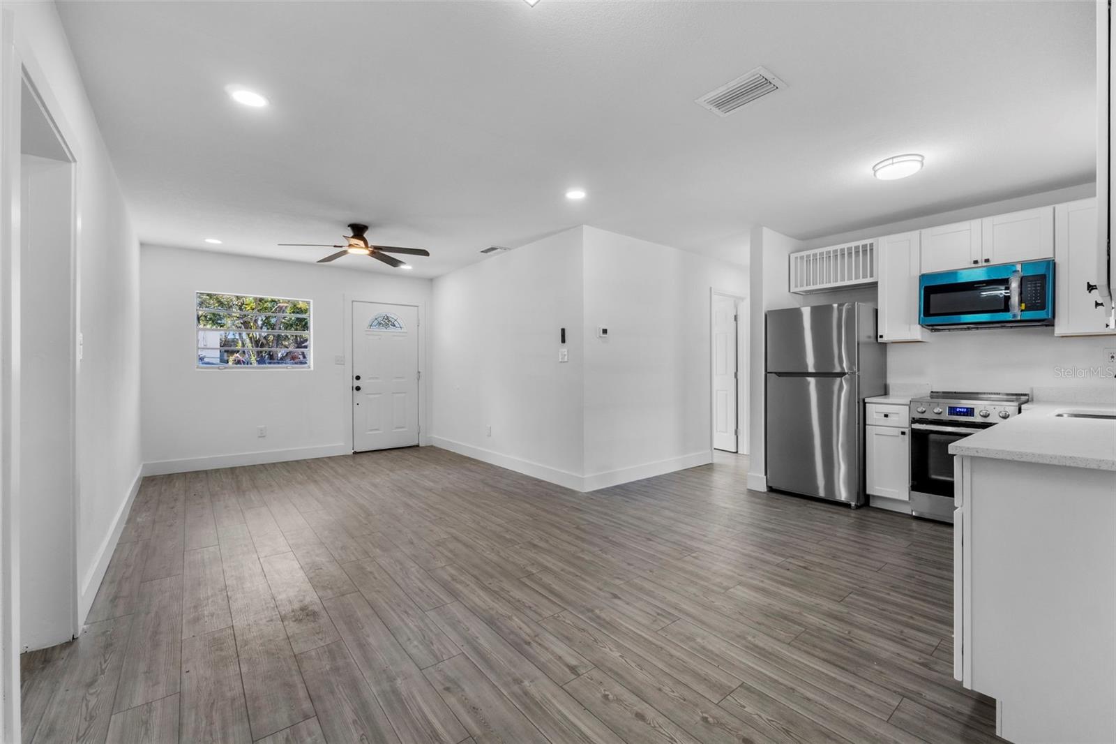 541 E LIME ST, TARPON SPRINGS, FL, 34689