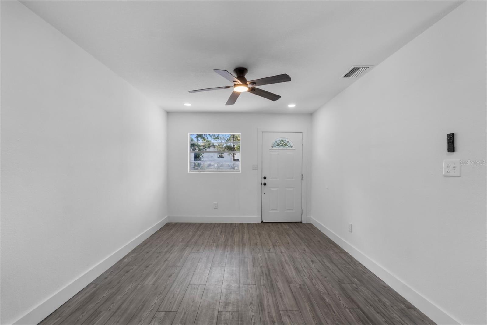 541 E LIME ST, TARPON SPRINGS, FL, 34689