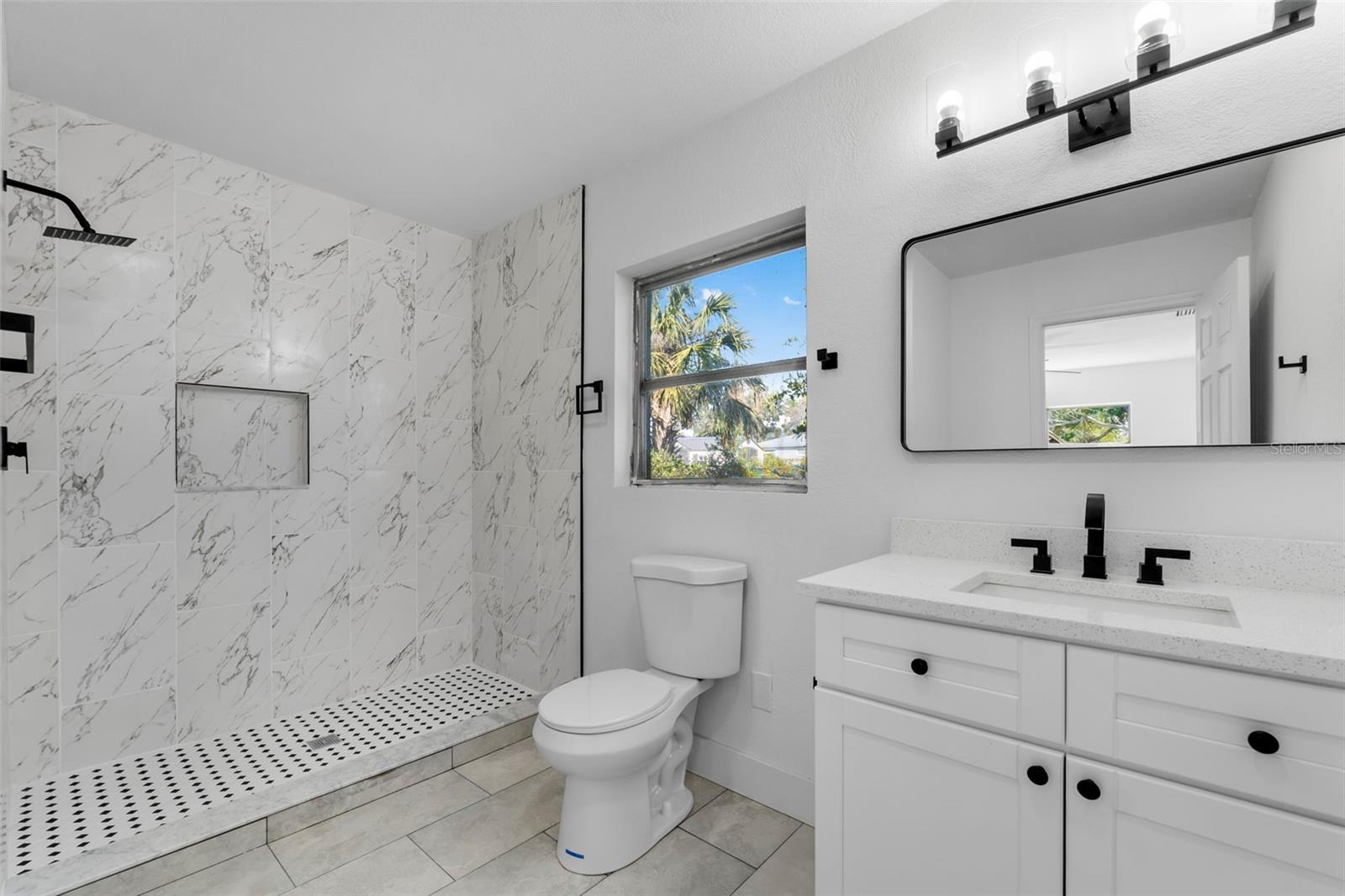 541 E LIME ST, TARPON SPRINGS, FL, 34689