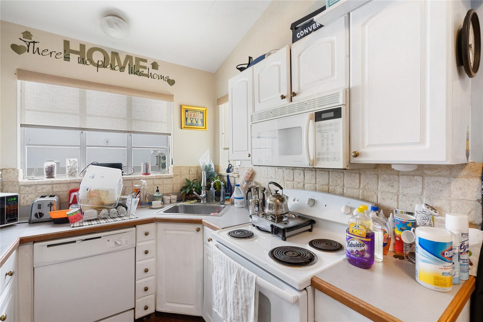 126 ADRIATIC AVE, TAMPA, FL, 33606