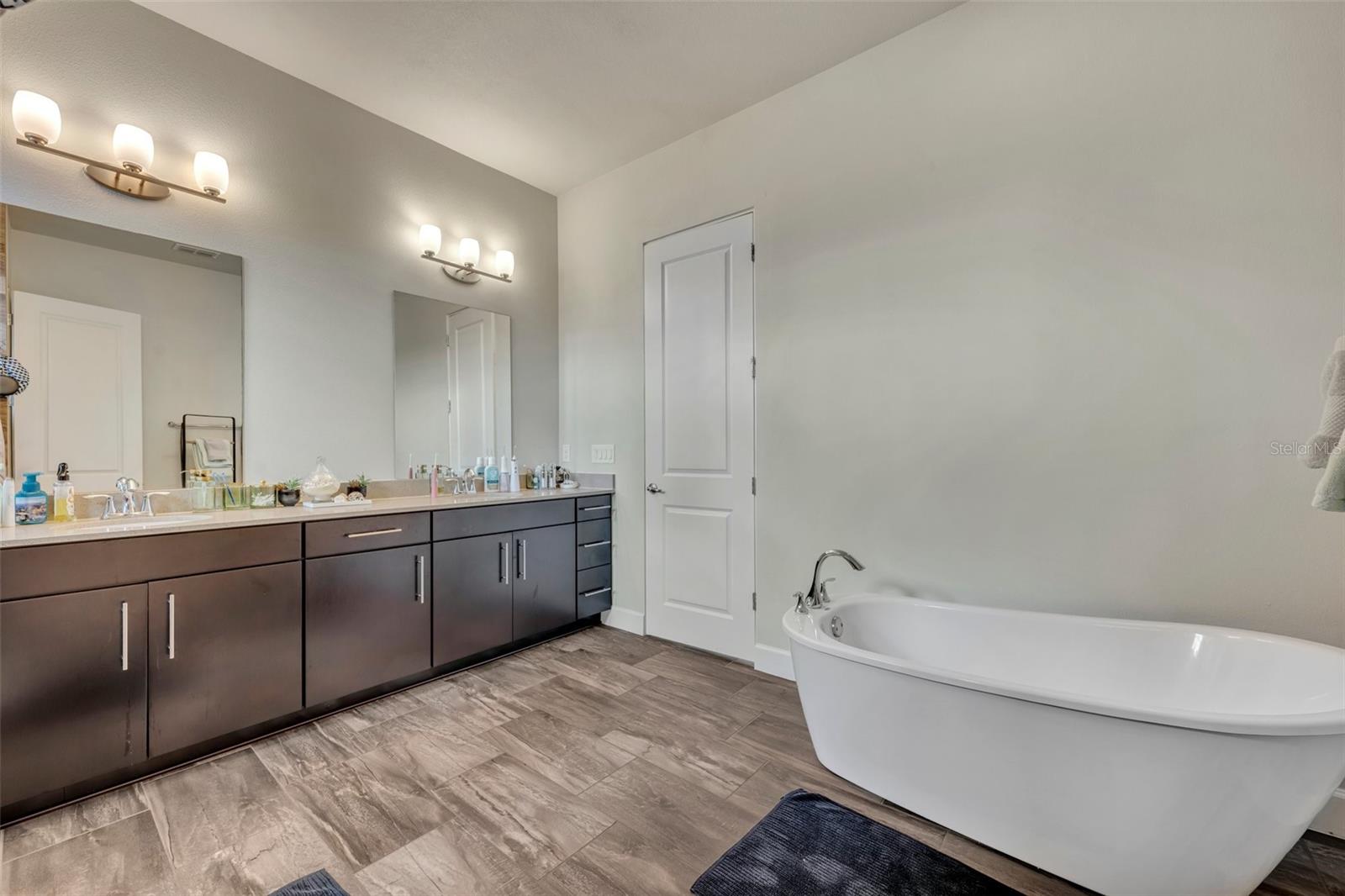 8461 VIA VITTORIA WAY, ORLANDO, FL, 32819