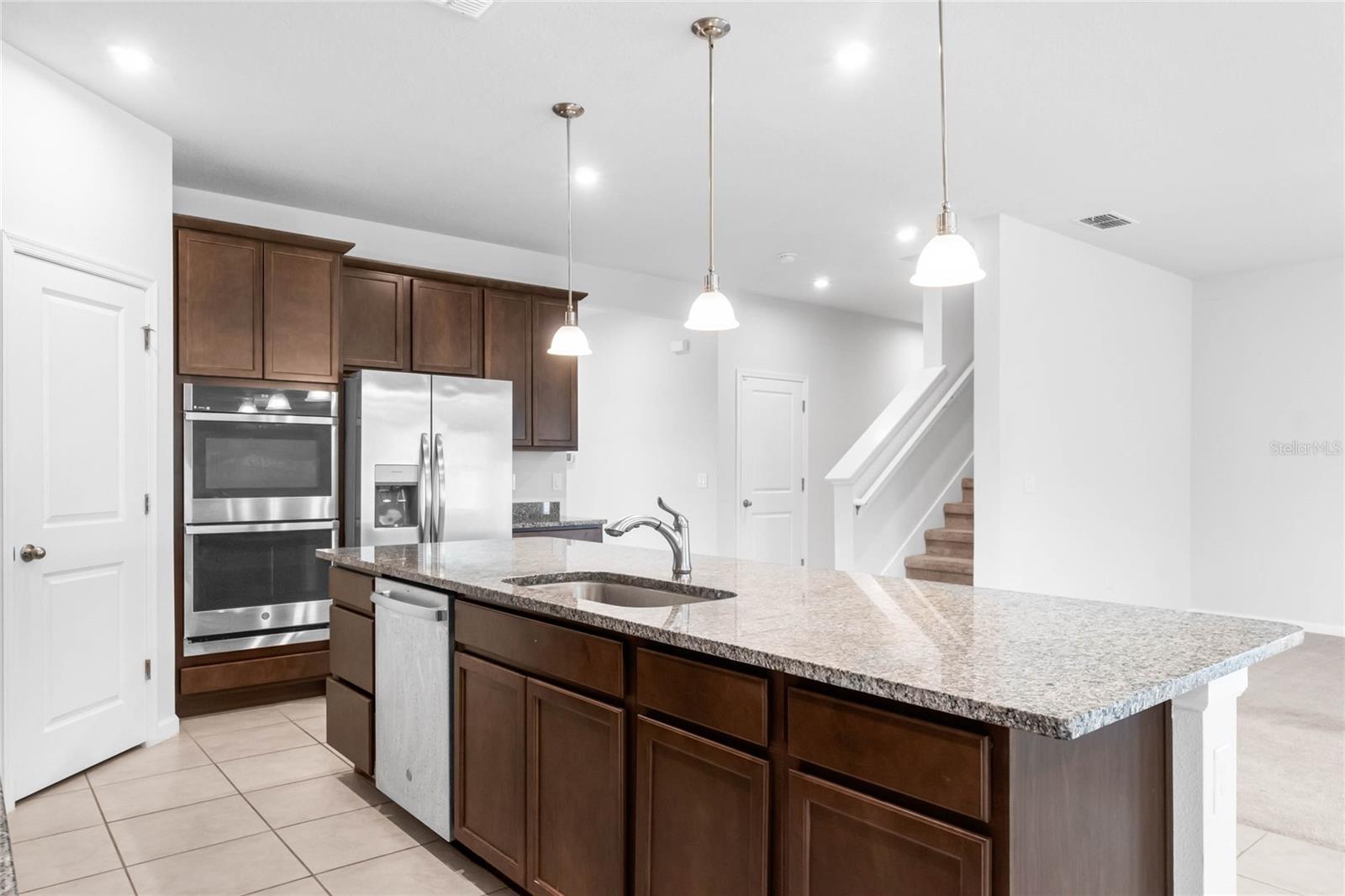 389 SIESTA VISTA CT, DAVENPORT, FL, 33896