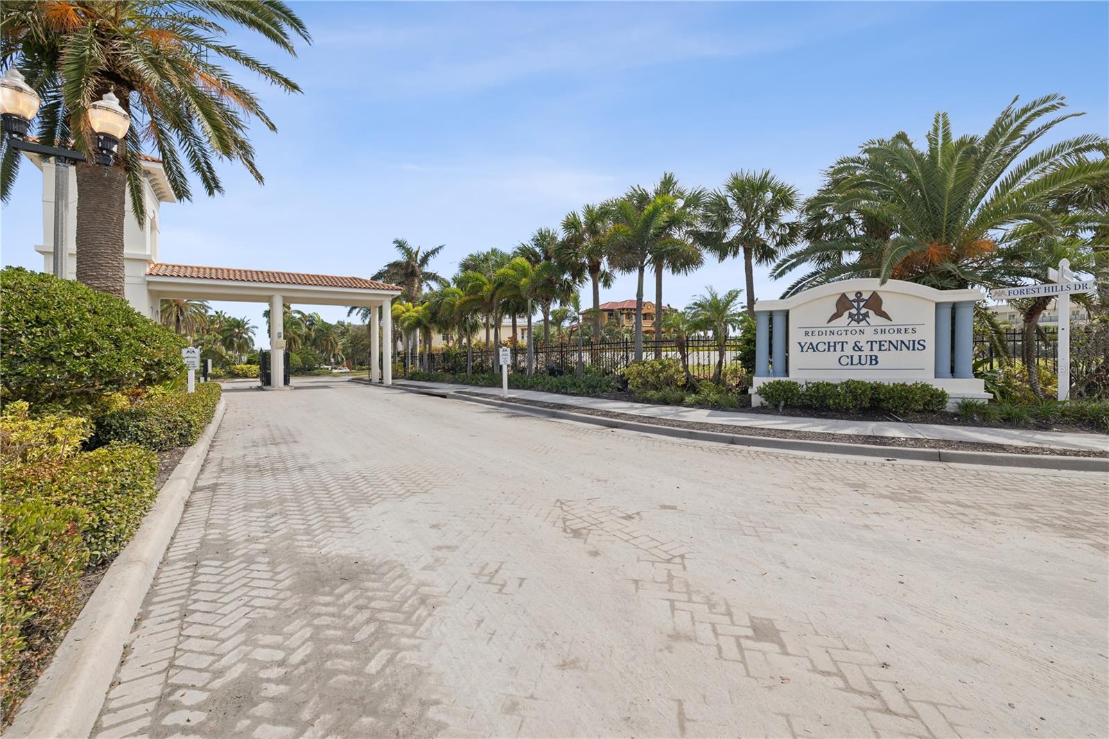 L4948173 Property Photo