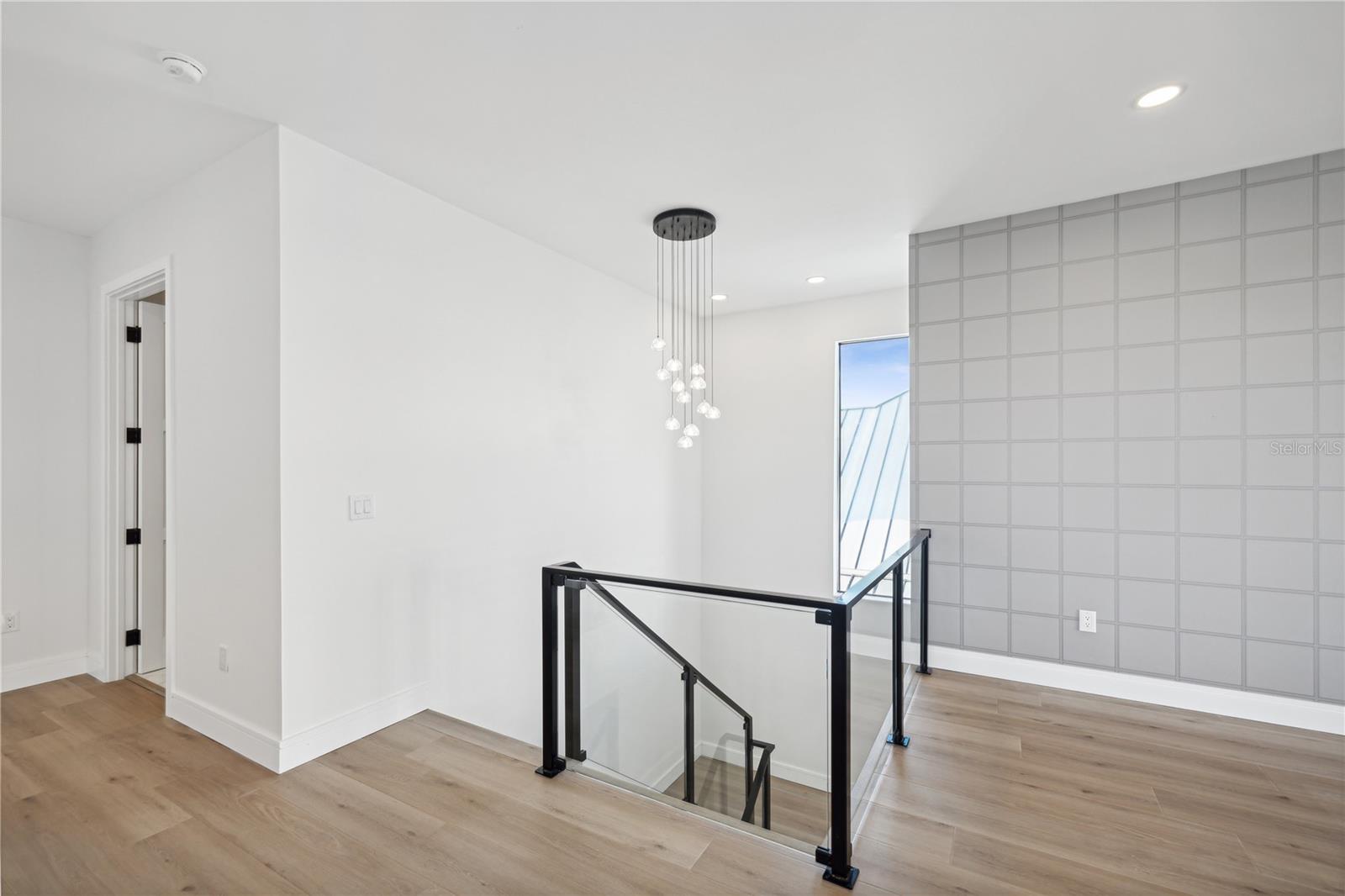 L4948173 Property Photo