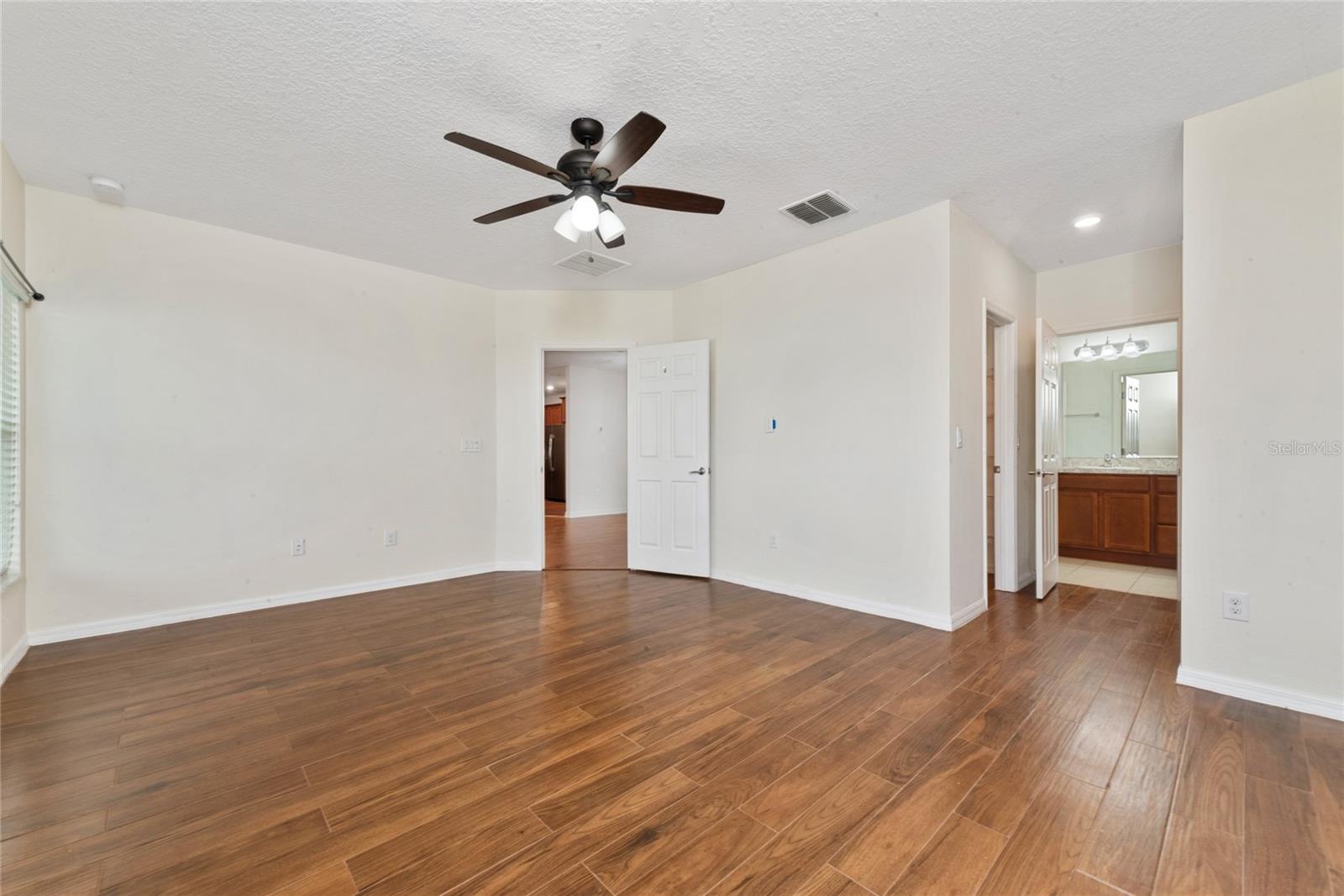 308 BLUE LAKE CIR, KISSIMMEE, FL, 34758