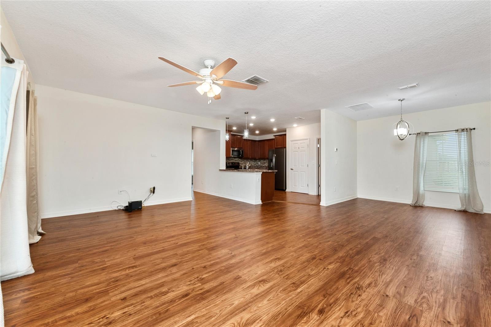 308 BLUE LAKE CIR, KISSIMMEE, FL, 34758