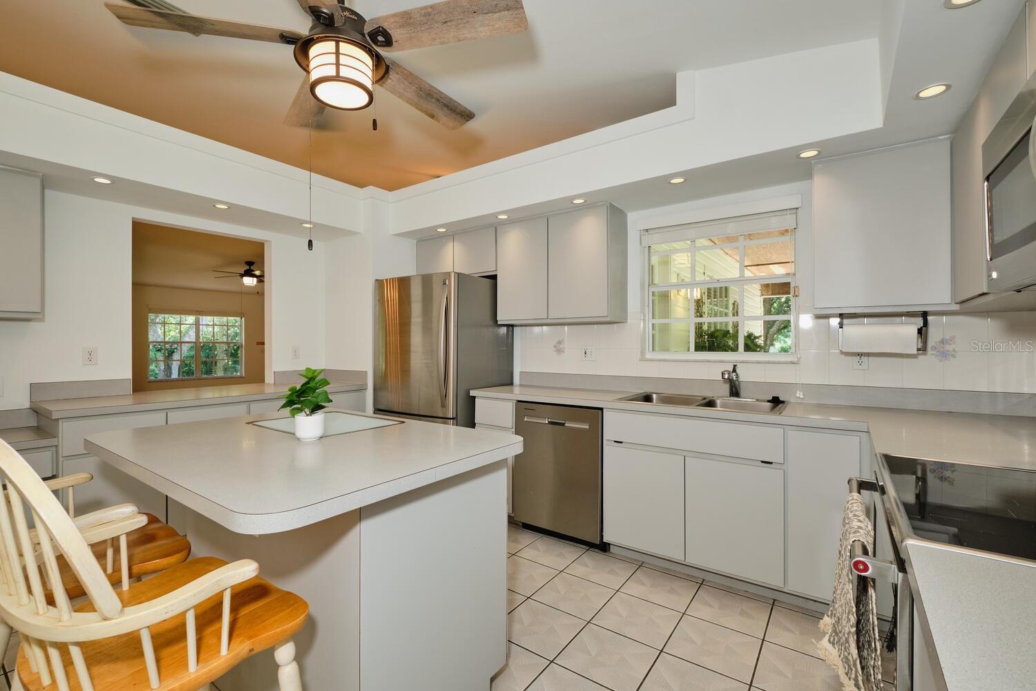 17750 LEETANA RD, NORTH FORT MYERS, FL, 33917