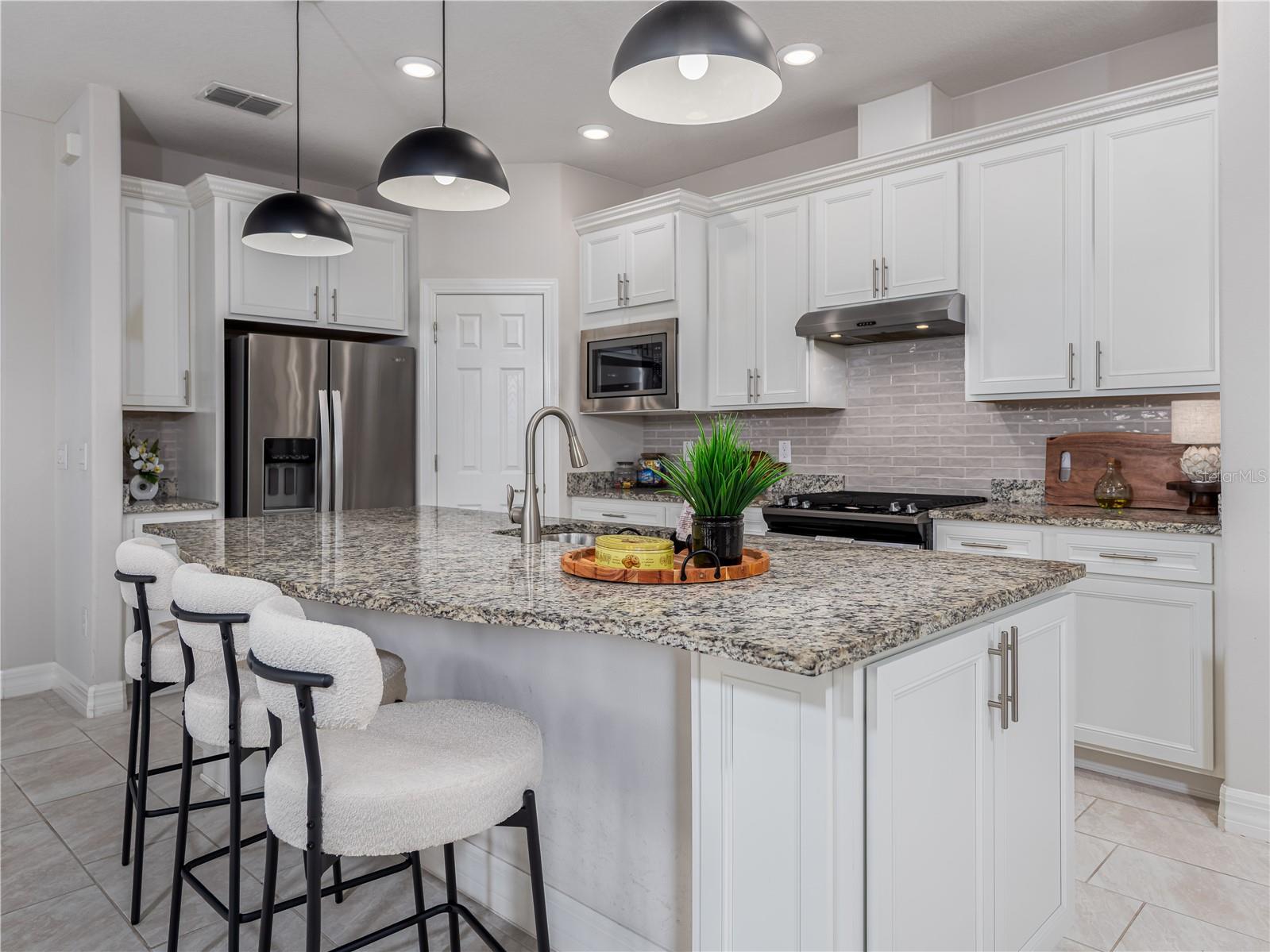 18827 BOATWRIGHT CIR, LAND O LAKES, FL, 34638
