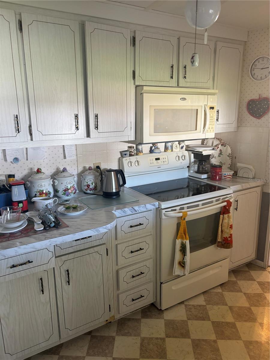 20 W CONCORD LN W #1, PALM HARBOR, FL, 34684