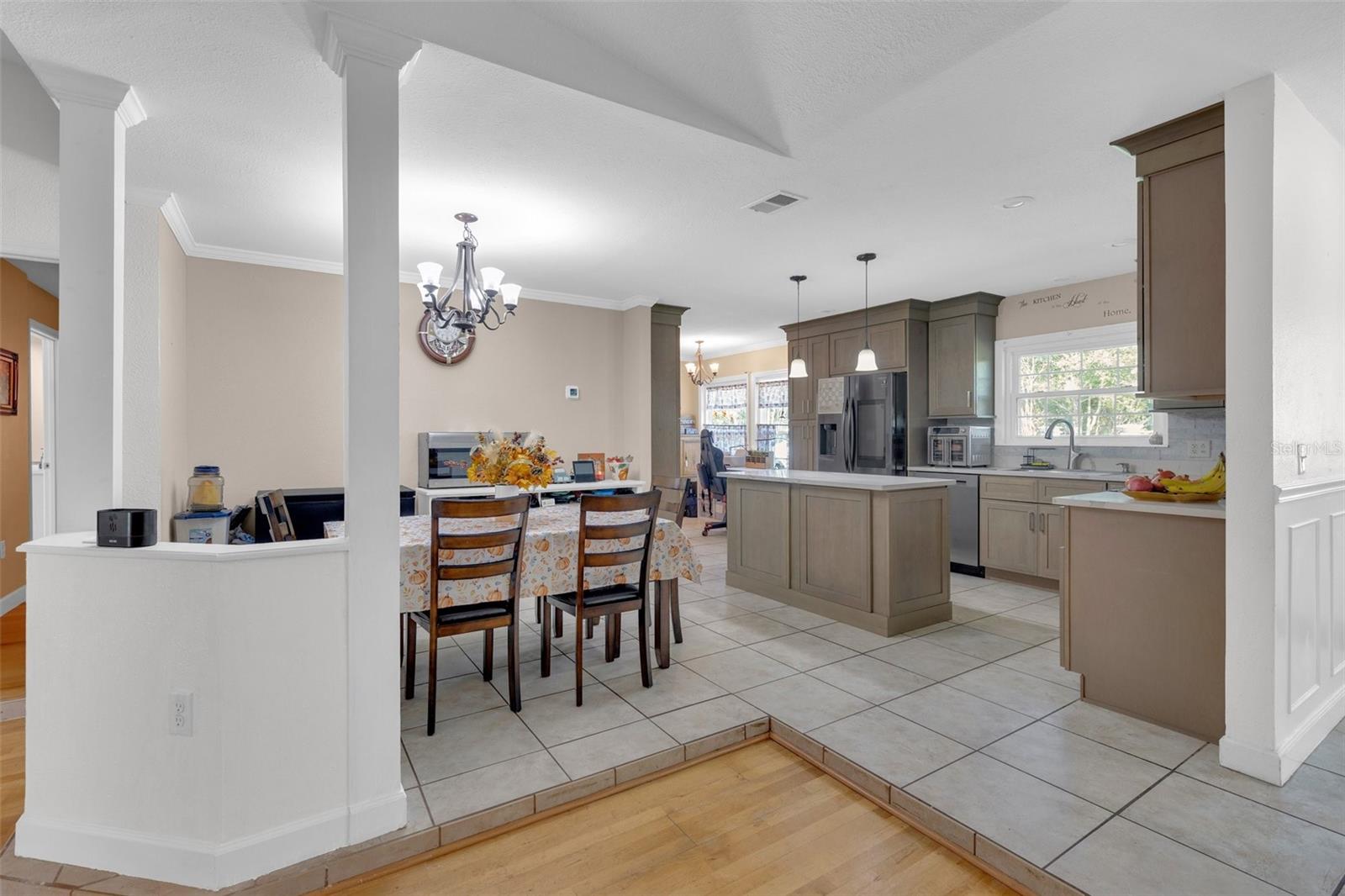 2070 LA VALLEY LN, DELAND, FL, 32720