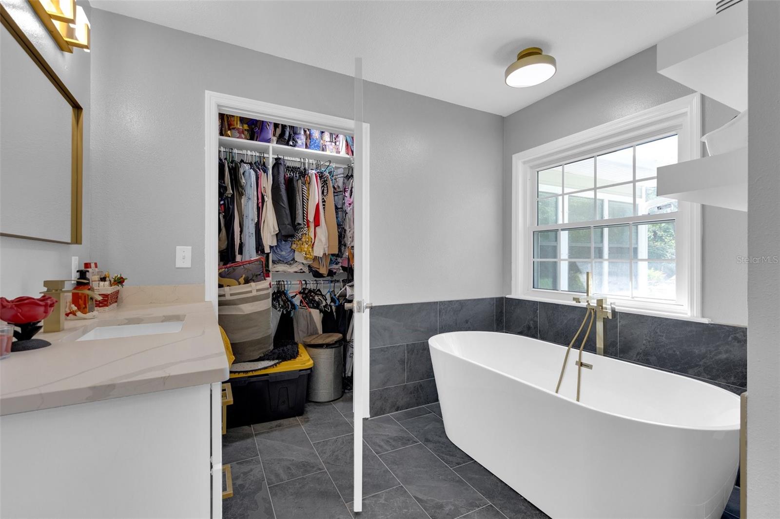 2070 LA VALLEY LN, DELAND, FL, 32720