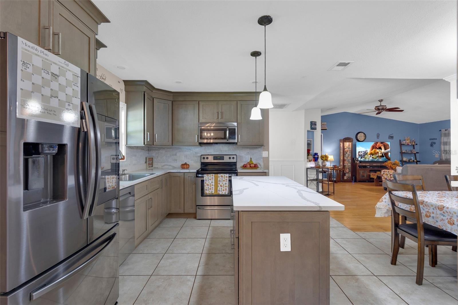 2070 LA VALLEY LN, DELAND, FL, 32720