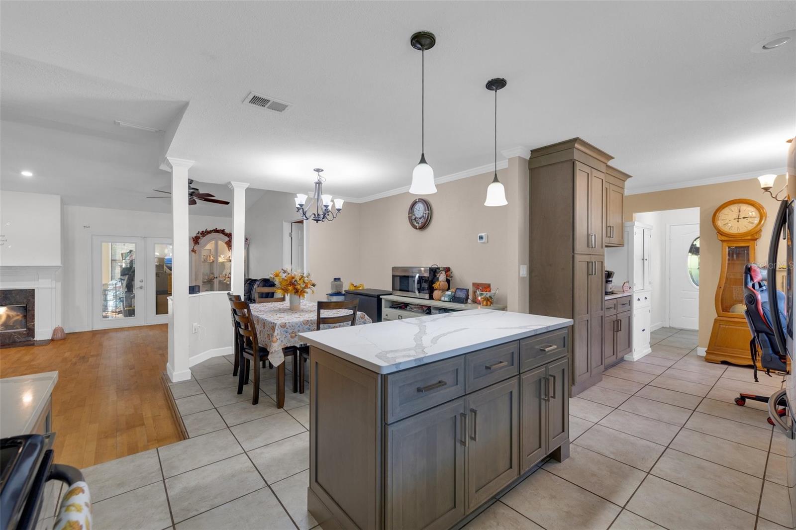 2070 LA VALLEY LN, DELAND, FL, 32720