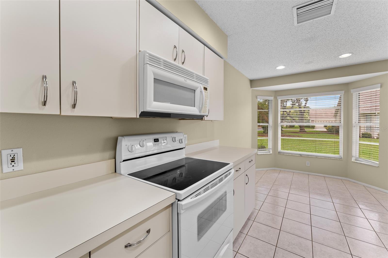 9015 WARWICK LN, NEW PORT RICHEY, FL, 34655