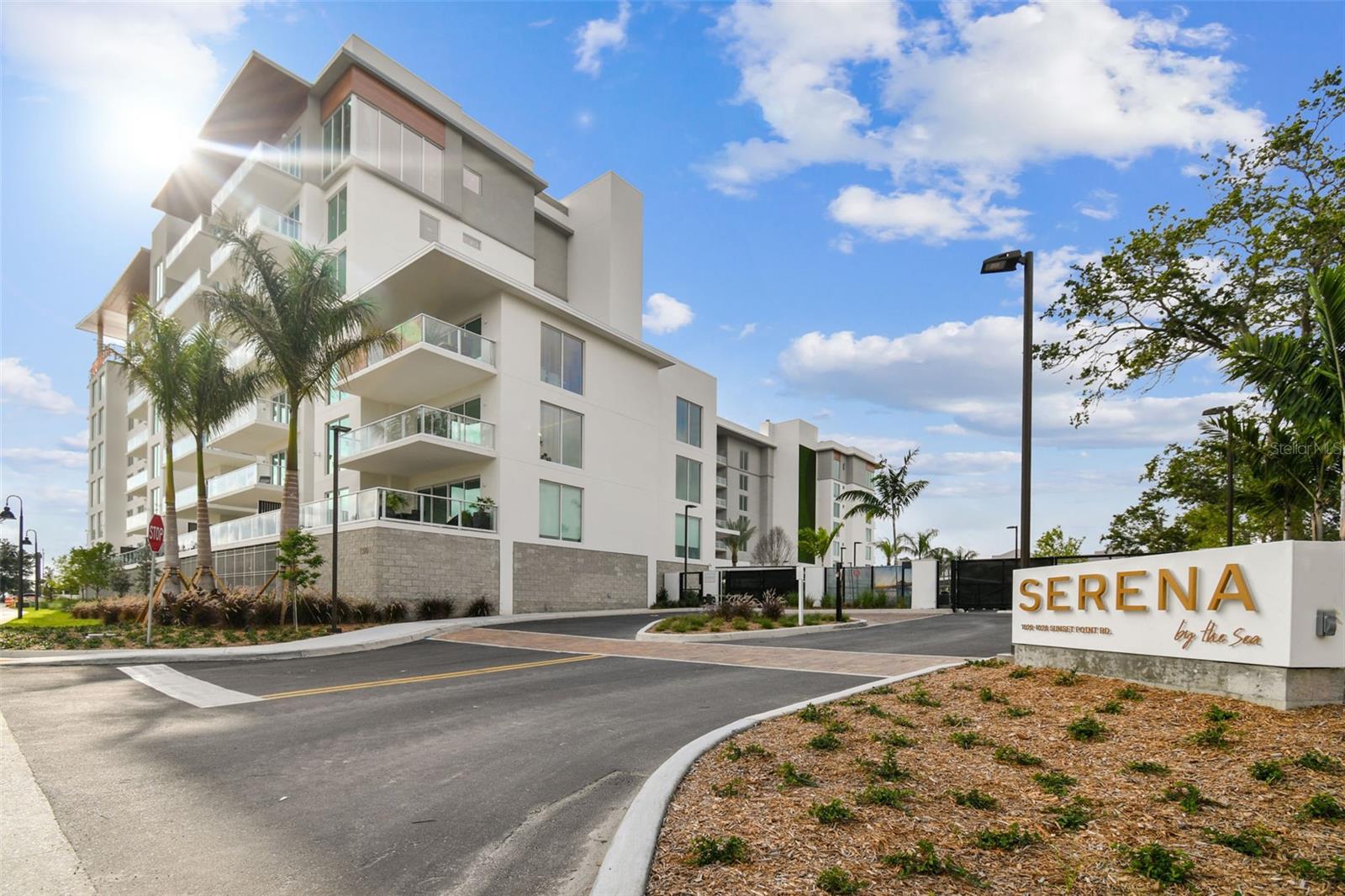 1020 SUNSET POINT RD #412, CLEARWATER, FL, 33755