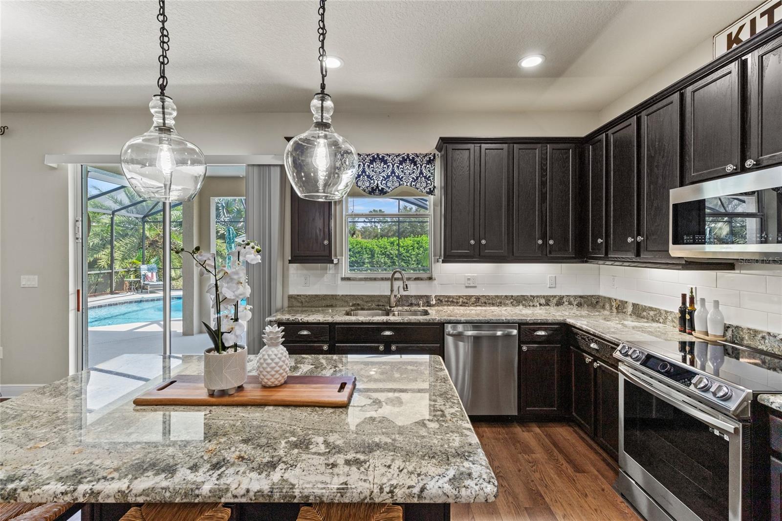 5020 NEPTUNE CIR, OXFORD, FL, 34484
