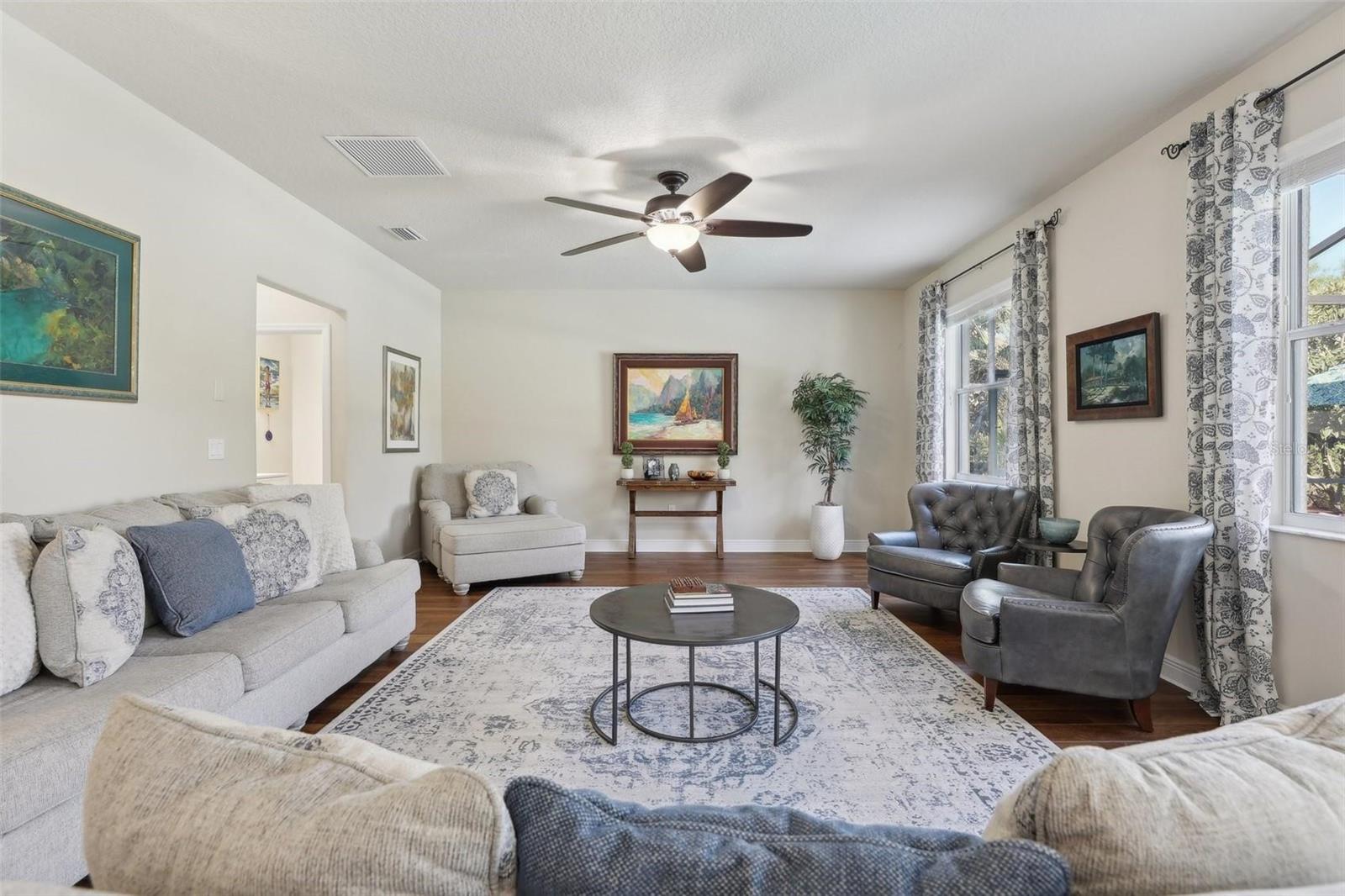 5020 NEPTUNE CIR, OXFORD, FL, 34484