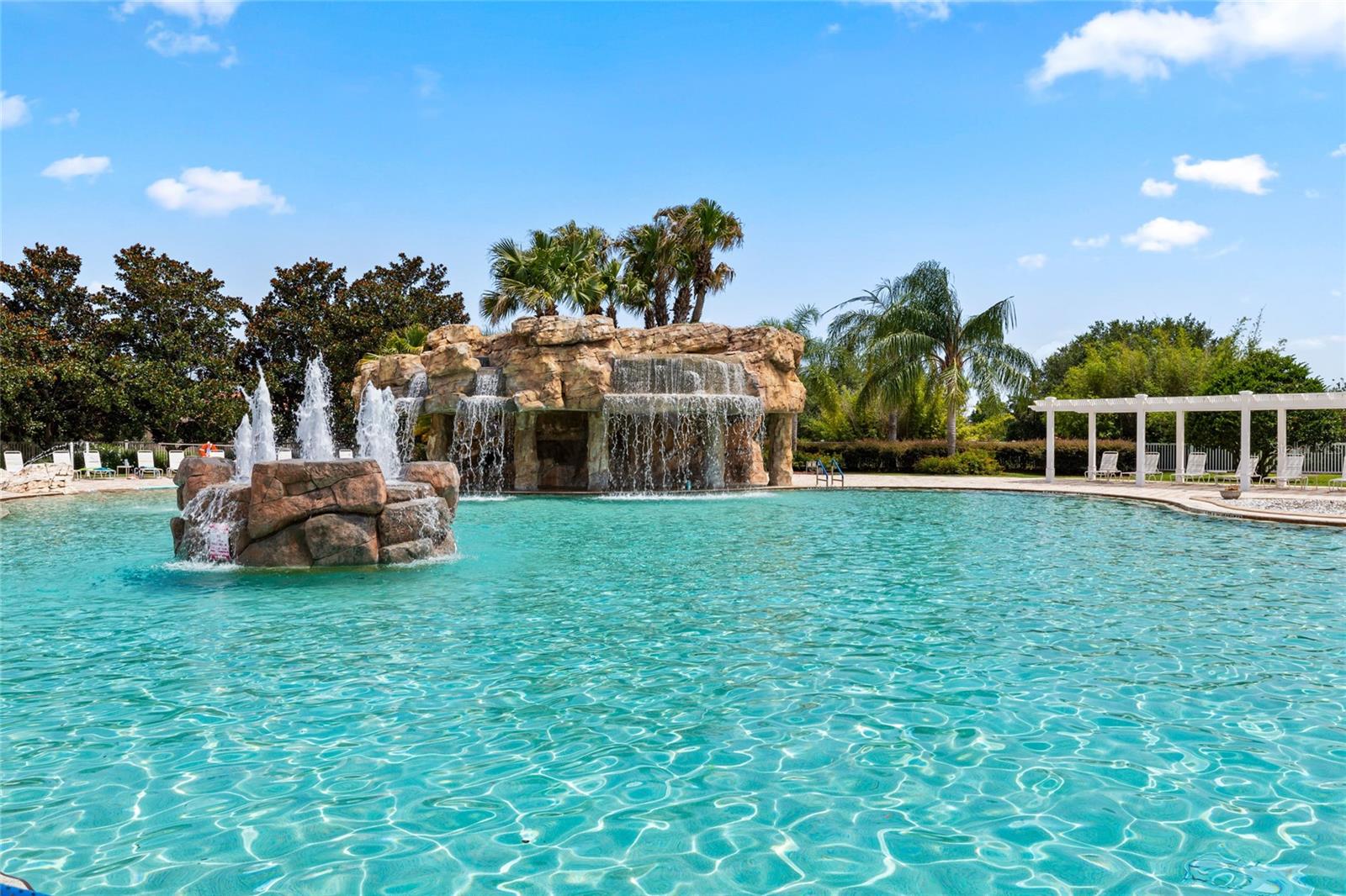 5020 NEPTUNE CIR, OXFORD, FL, 34484