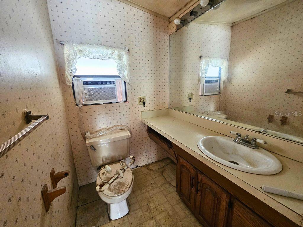 1406 24TH AVENUE DR W, BRADENTON, FL, 34205