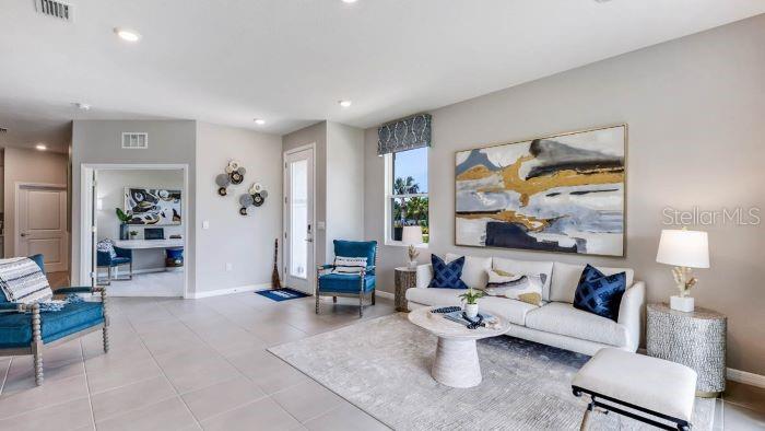 18352 CROPSIDE TRL, LAKEWOOD RANCH, FL, 34211