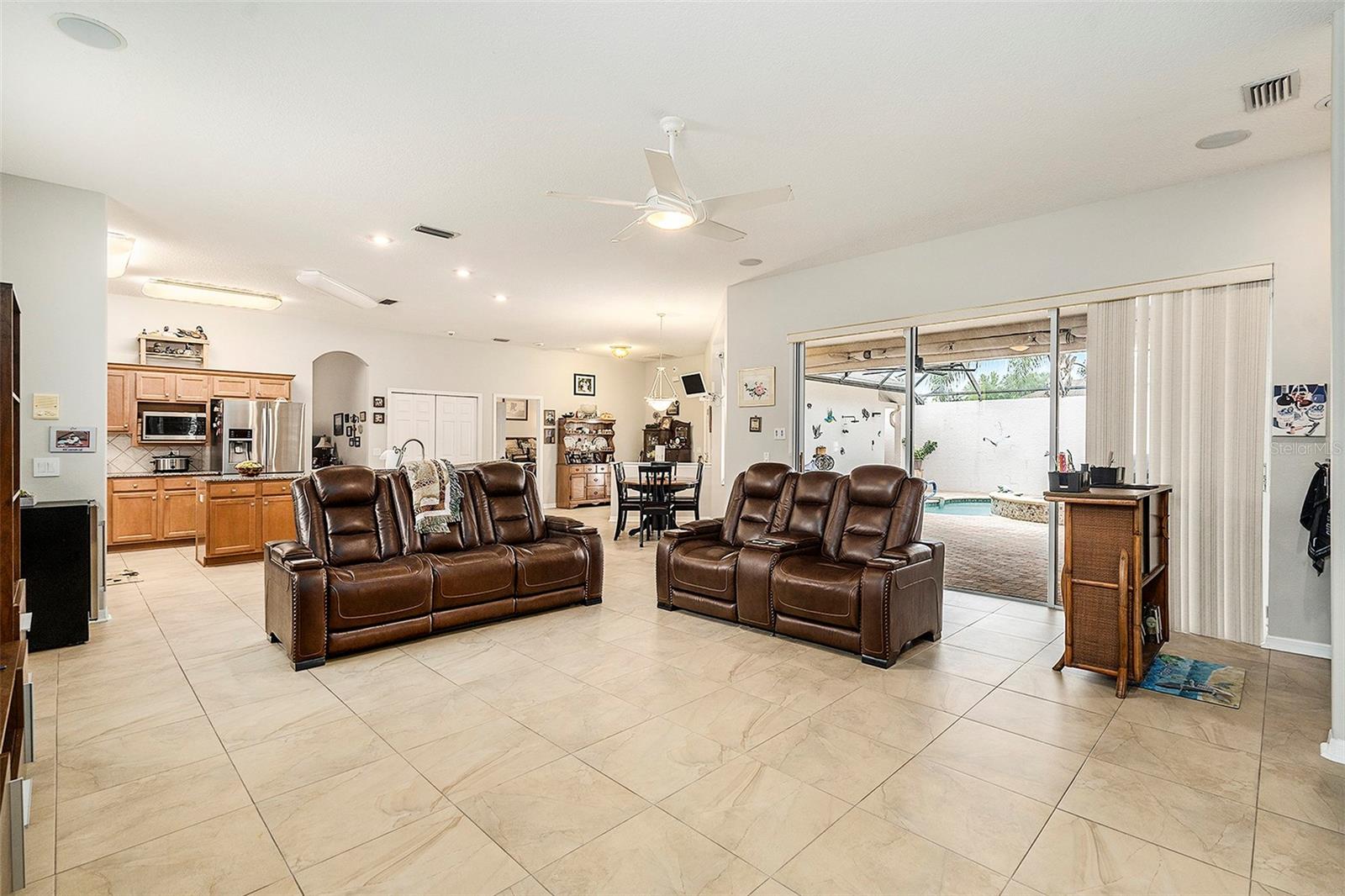 1336 ALANA CT, LUTZ, FL, 33549