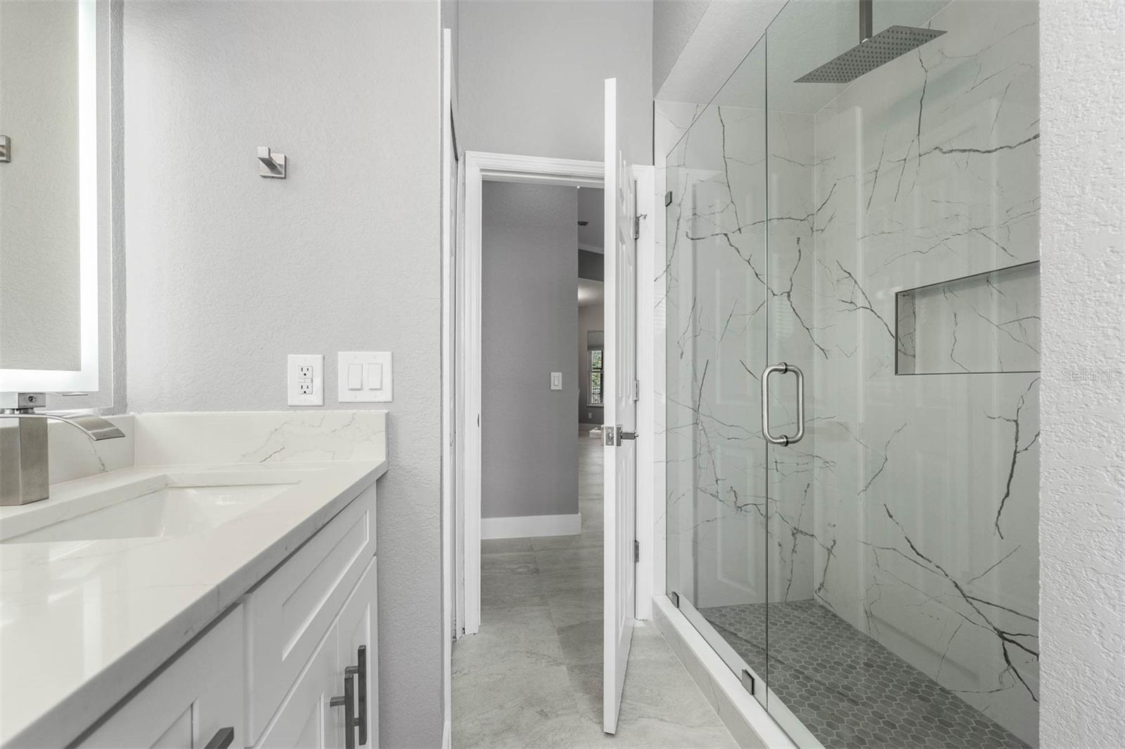 9120 S BAY DR, ORLANDO, FL, 32819