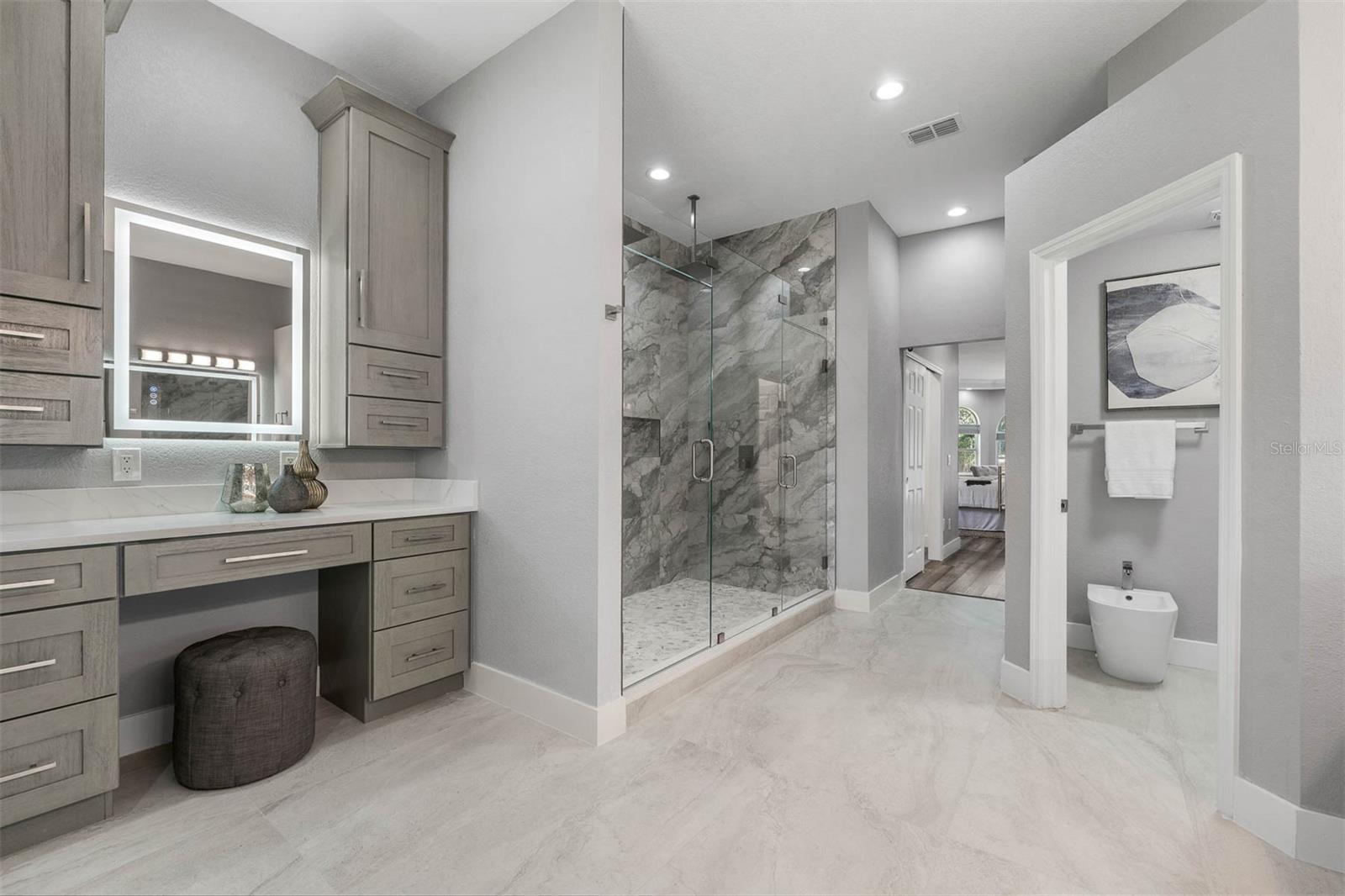 9120 S BAY DR, ORLANDO, FL, 32819