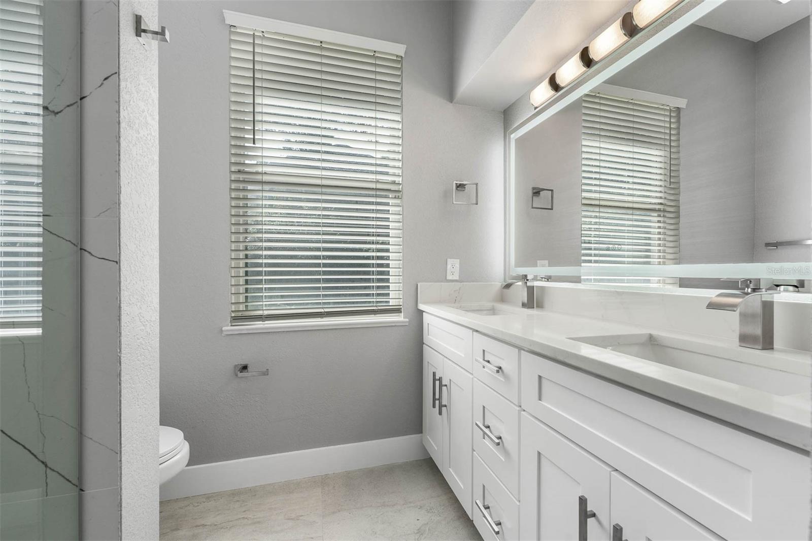 9120 S BAY DR, ORLANDO, FL, 32819